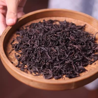 老树大红袍岩茶 武夷山大红袍茶叶礼盒装乌龙茶伴手礼高档铁盒装图3