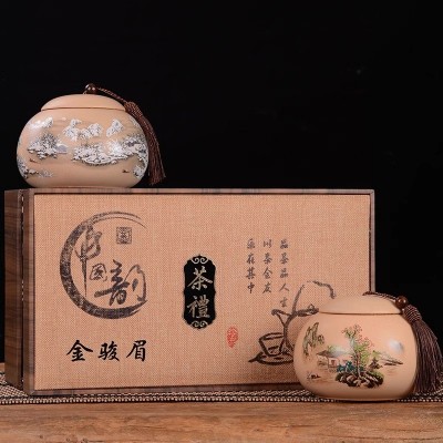 中国红金骏眉红茶礼盒装高档木陶瓷罐武夷山桐木小种特级新茶图3