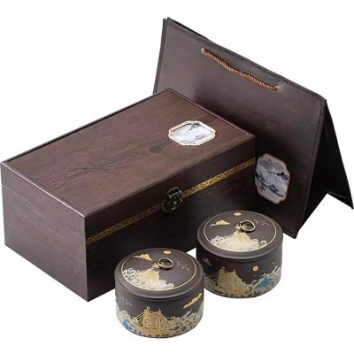 中国红金骏眉红茶礼盒装高档木陶瓷罐武夷山桐木小种特级新茶图5
