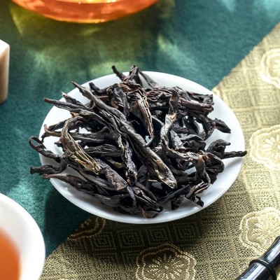 武夷山大红袍茶叶礼盒装乌龙茶叶送礼领导长辈罐装散茶300g图3