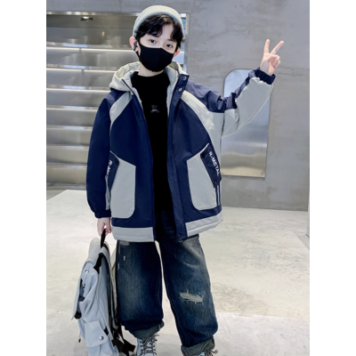 欧哥时尚藏青色男童冬季工装棉衣新款儿童加绒外套冬装中大童炸洋气痞帅棉服图2